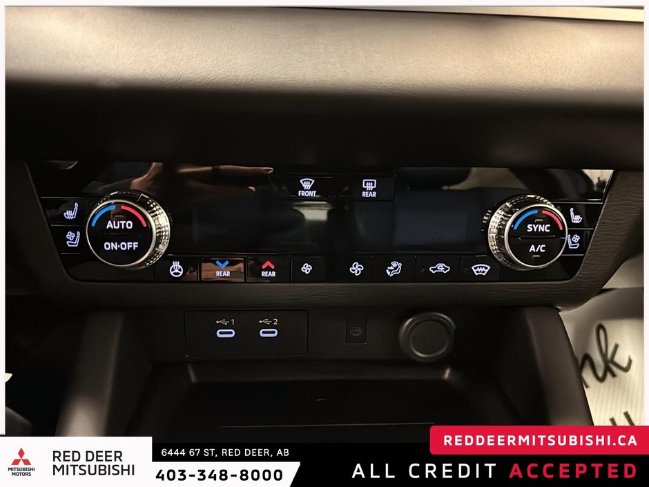 2025 Mitsubishi Outlander SEL S-AWC-12