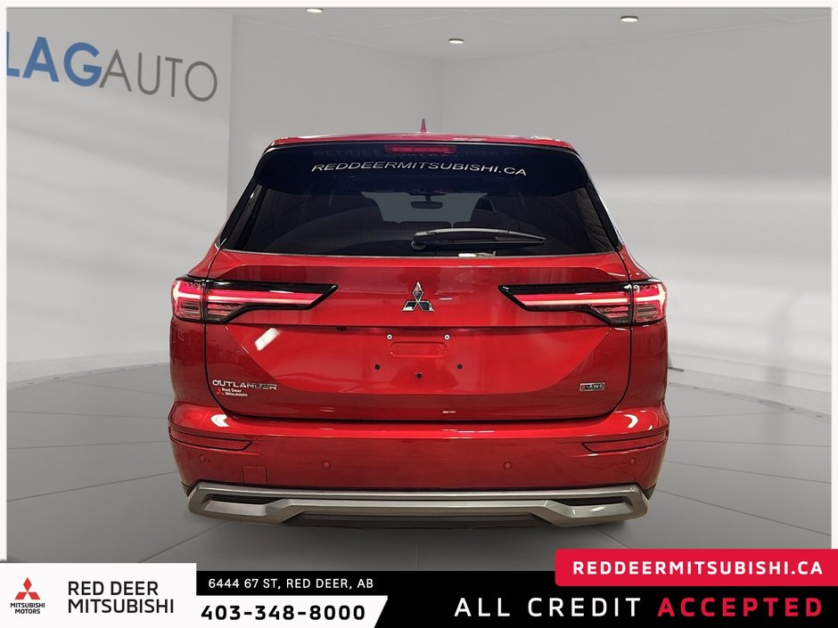 2025 Mitsubishi Outlander LE S-AWC-2