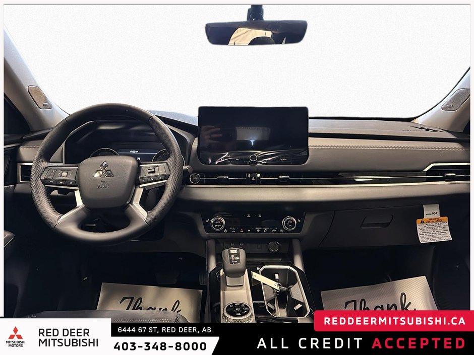 2025 Mitsubishi Outlander LE S-AWC-8