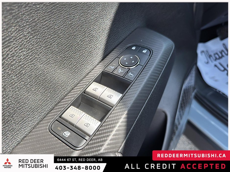 2025 Mitsubishi Outlander GT S-AWC TWO TONE ROOF-9