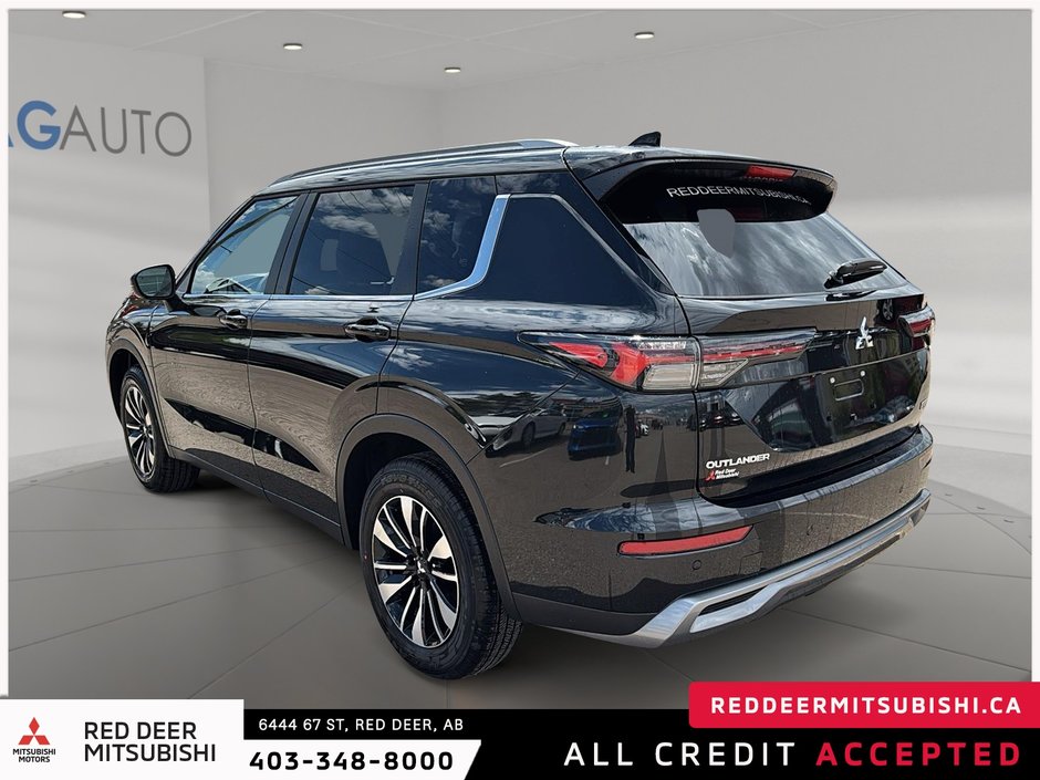 2025 Mitsubishi Outlander LE S-AWC-3