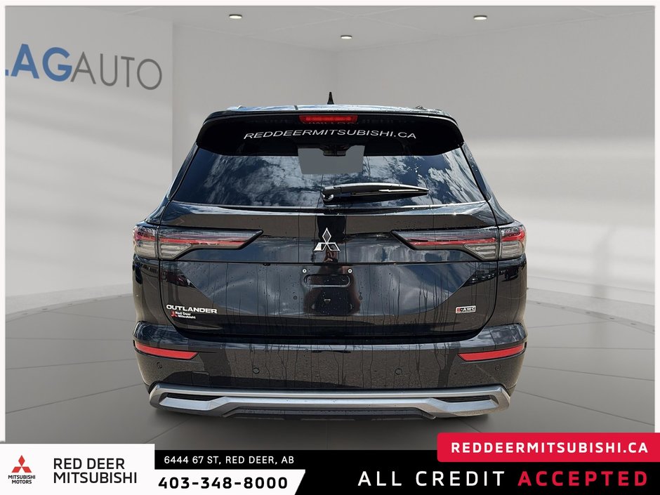 2025 Mitsubishi Outlander LE S-AWC-2