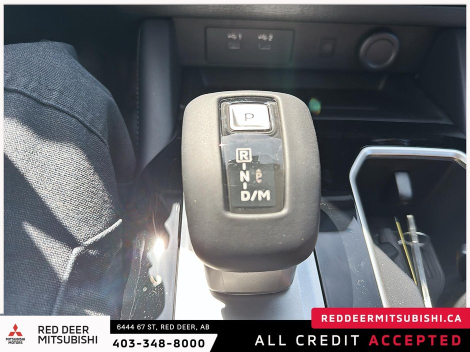 2025 Mitsubishi Outlander SEL S-AWC-13
