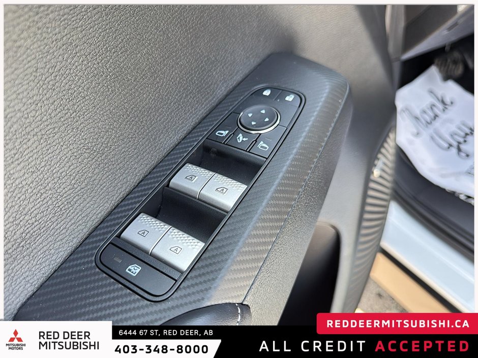 2025 Mitsubishi Outlander SEL S-AWC-9