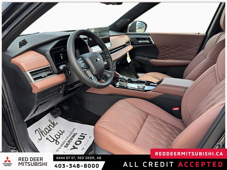 2025 Mitsubishi Outlander-7