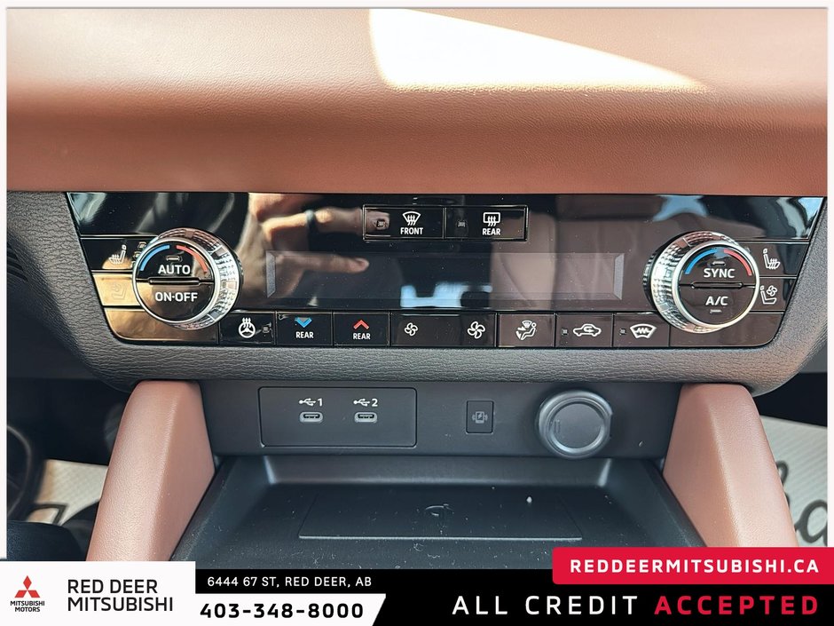 2025 Mitsubishi Outlander GT PREMIUM S-AWC-12