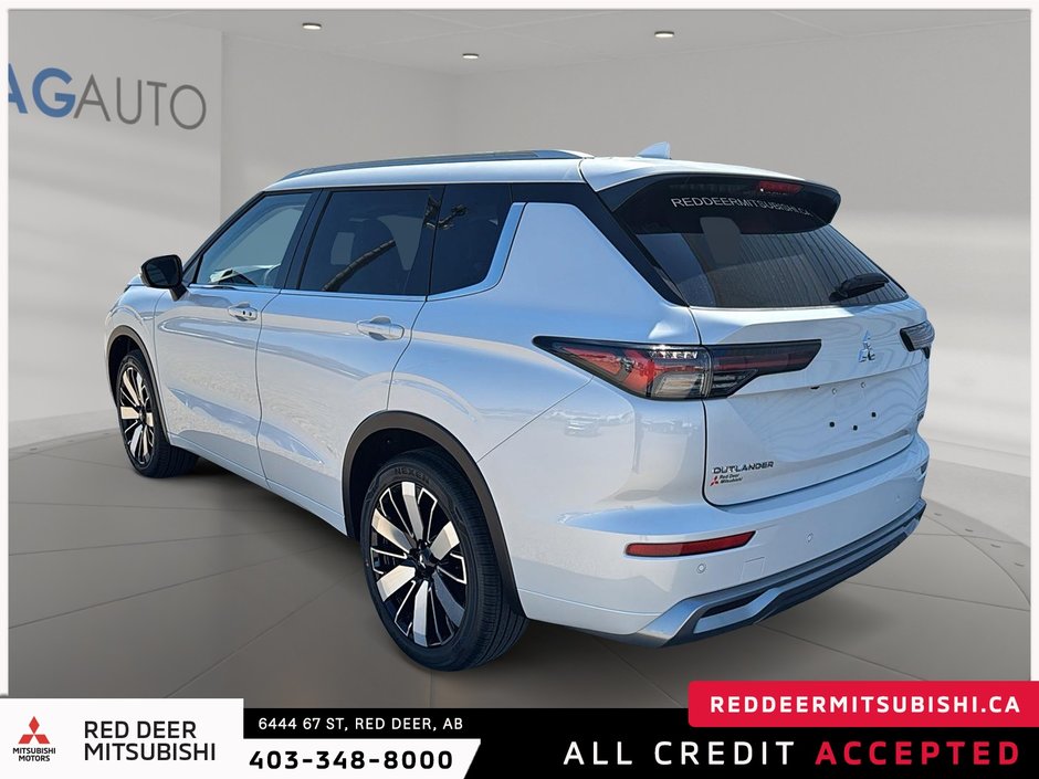 2025 Mitsubishi Outlander GT-3