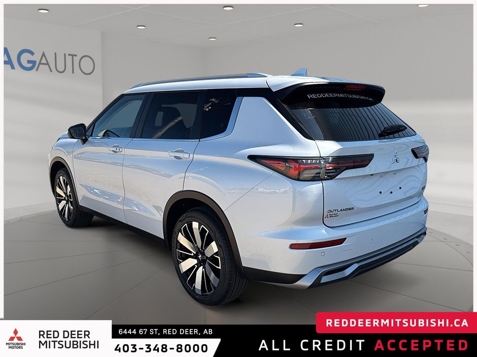 2025 Mitsubishi Outlander SEL-3