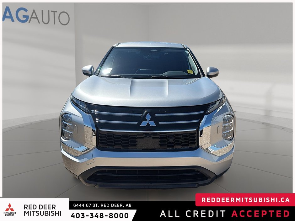 2025 Mitsubishi Outlander ES-1