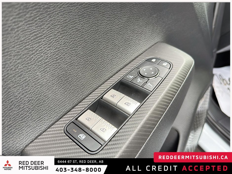 2025 Mitsubishi Outlander GT S-AWC-9
