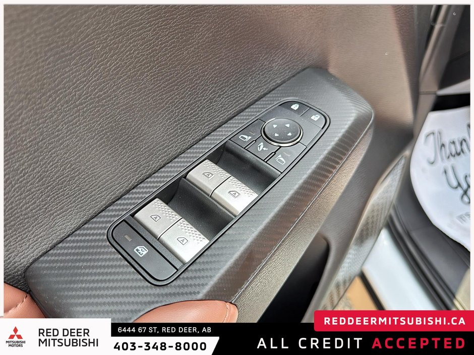 2025 Mitsubishi Outlander GT PREMIUM S-AWC TWO TONE ROOF-9