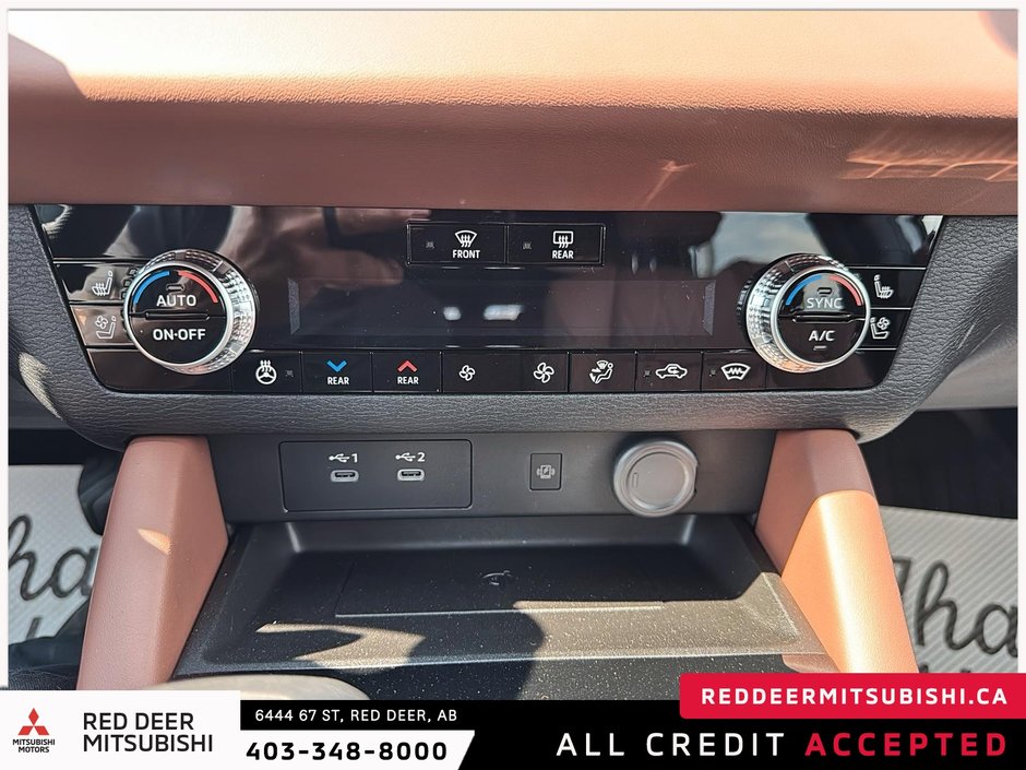 2025 Mitsubishi Outlander GT PREMIUM S-AWC TWO TONE ROOF-12