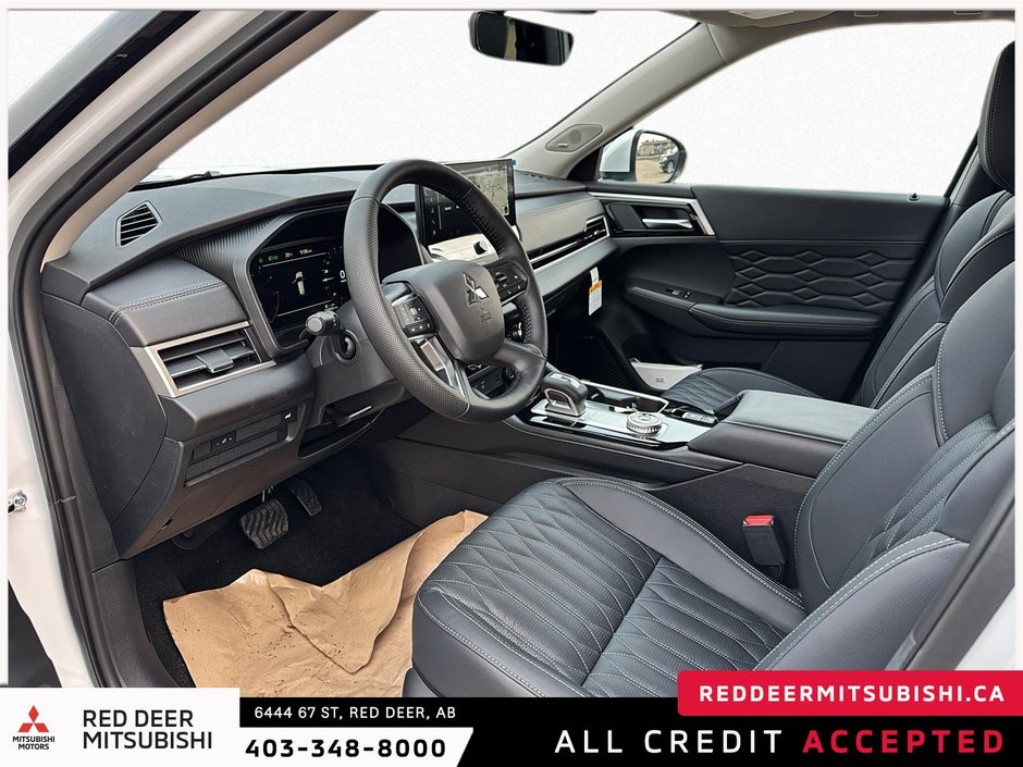 2025 Mitsubishi Outlander SEL-7