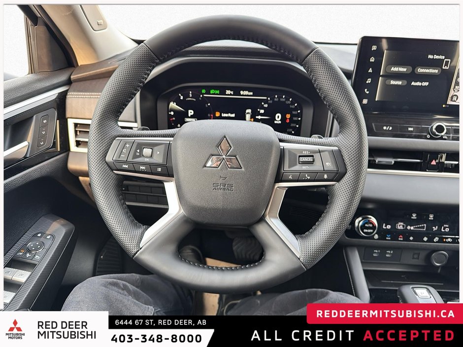 2025 Mitsubishi Outlander SEL-11