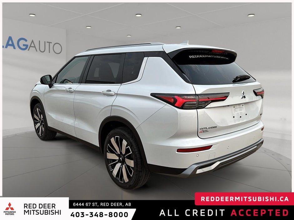 2025 Mitsubishi Outlander SEL-3