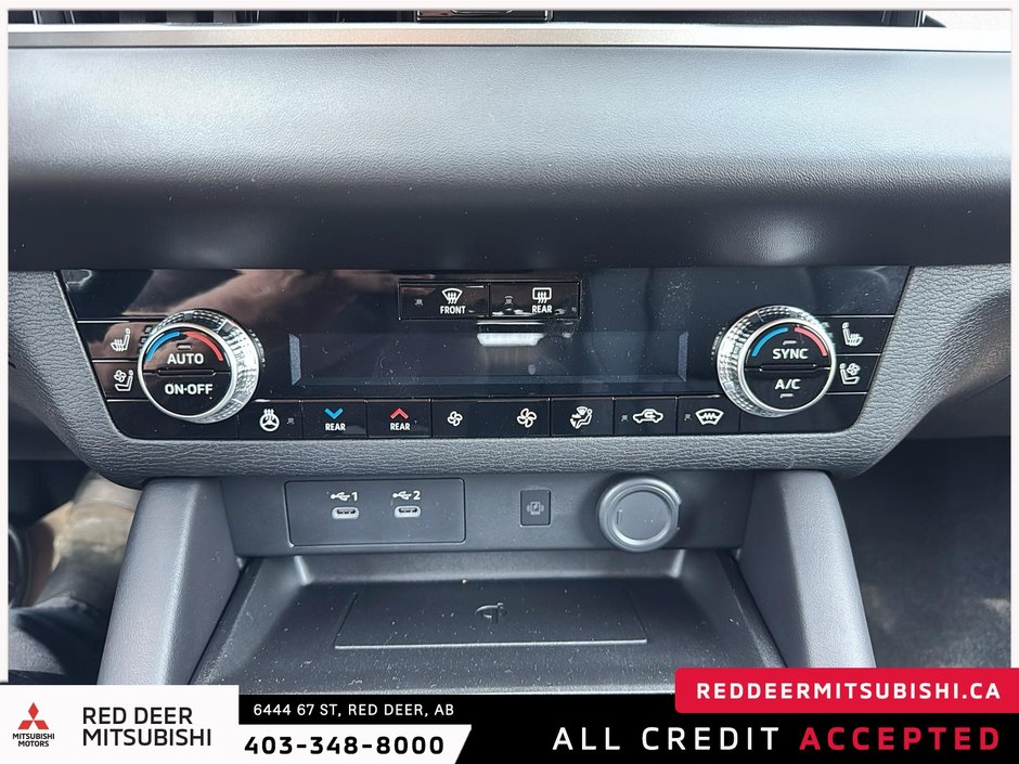 2025 Mitsubishi Outlander SEL S-AWC-12