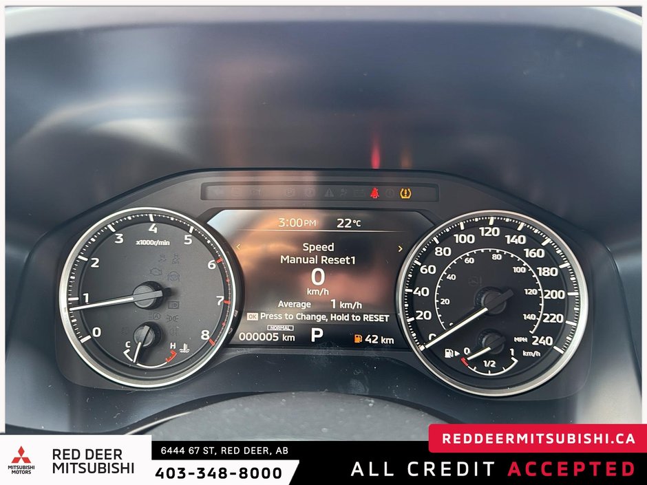 2025 Mitsubishi Outlander LE S-AWC-11
