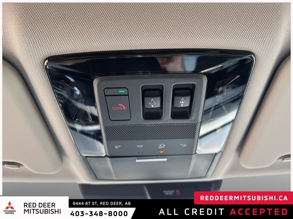 2025 Mitsubishi Outlander LE S-AWC-15
