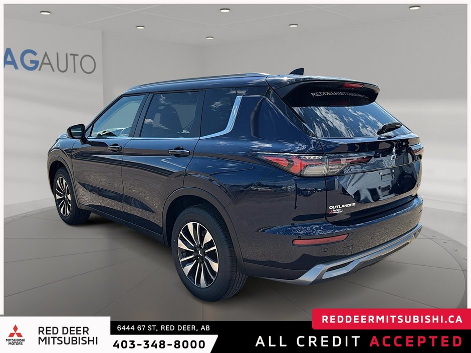2025 Mitsubishi Outlander LE S-AWC-3