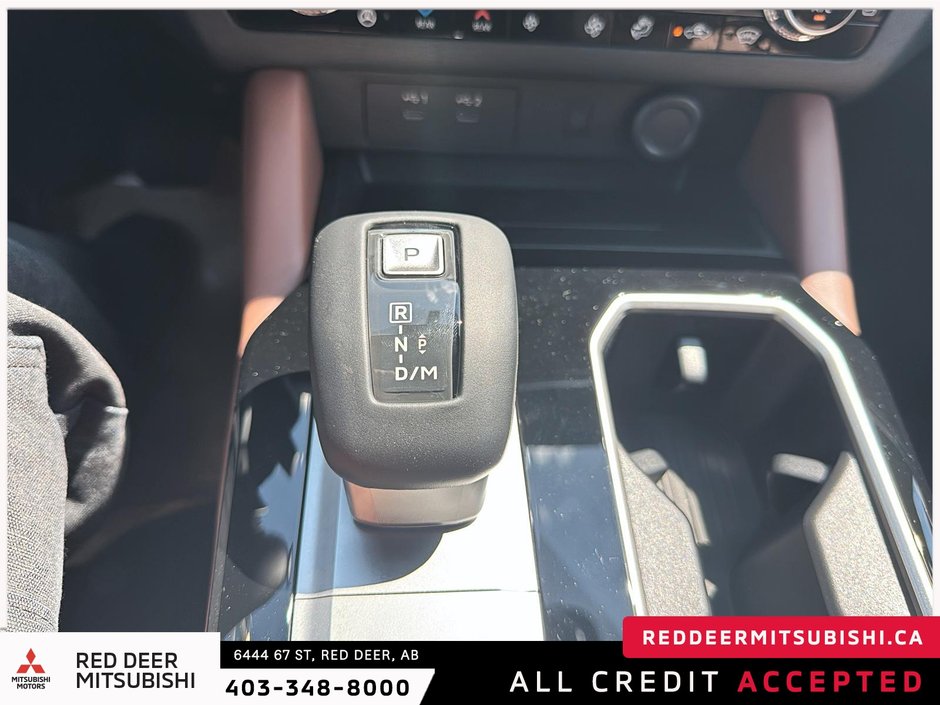 2025 Mitsubishi Outlander GT PREMIUM S-AWC-13
