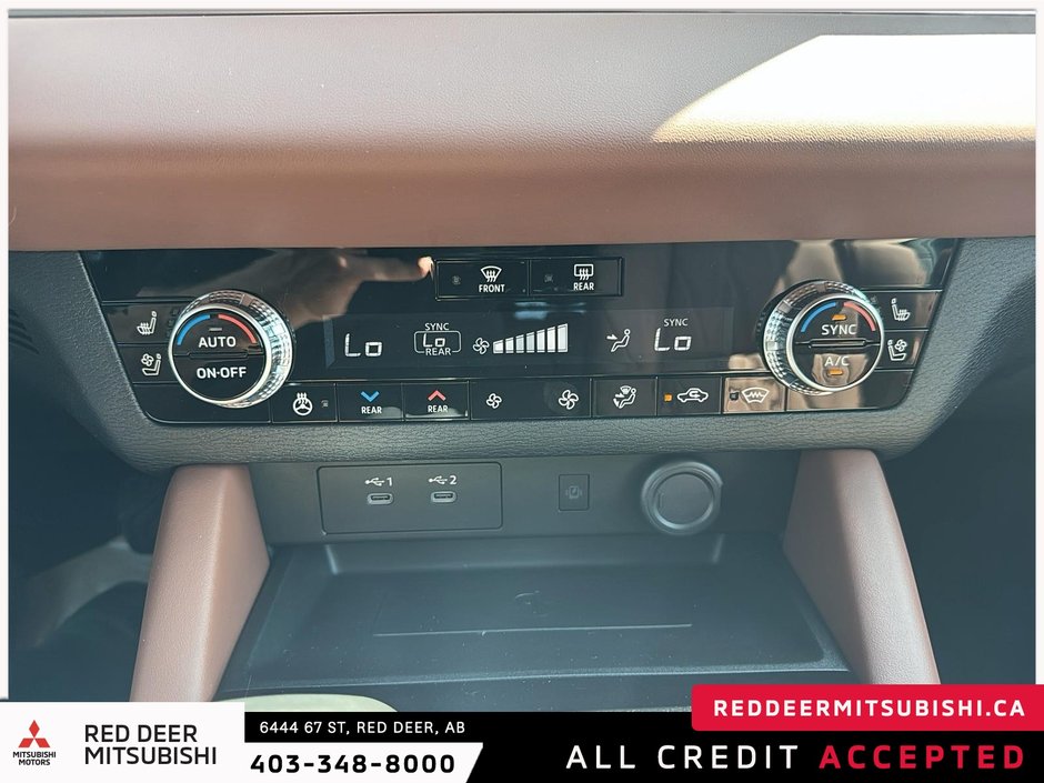 2025 Mitsubishi Outlander GT PREMIUM S-AWC-12