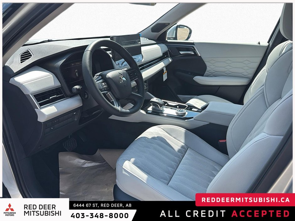 2025 Mitsubishi Outlander GT S-AWC-7