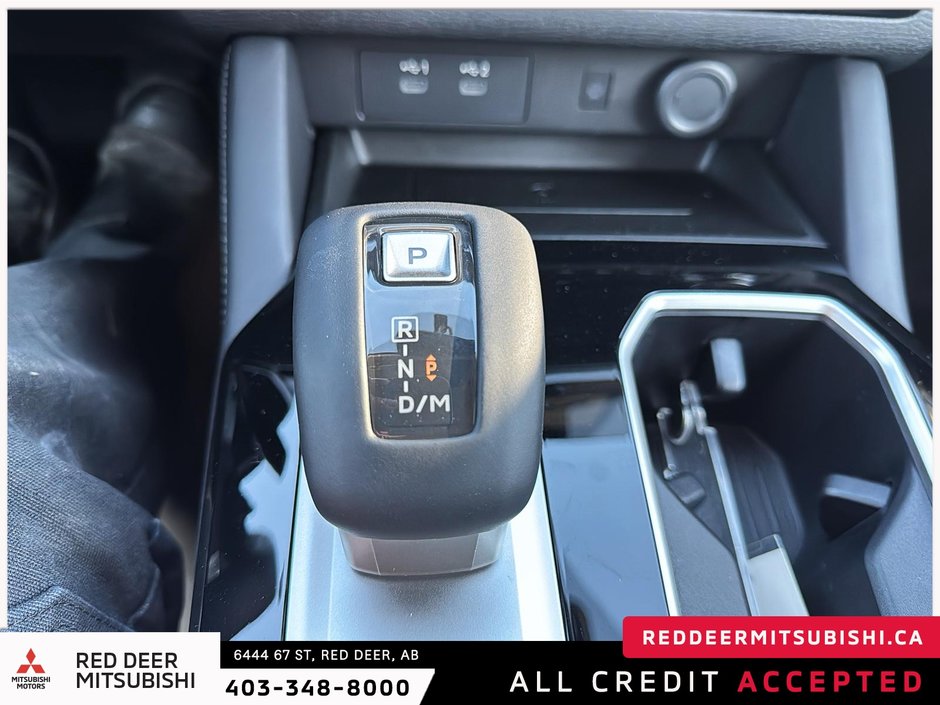 2025 Mitsubishi Outlander SEL S-AWC-13