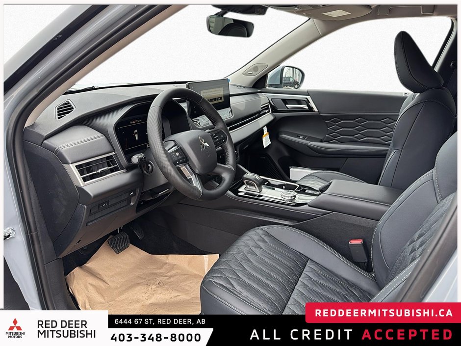 2025 Mitsubishi Outlander SEL-7