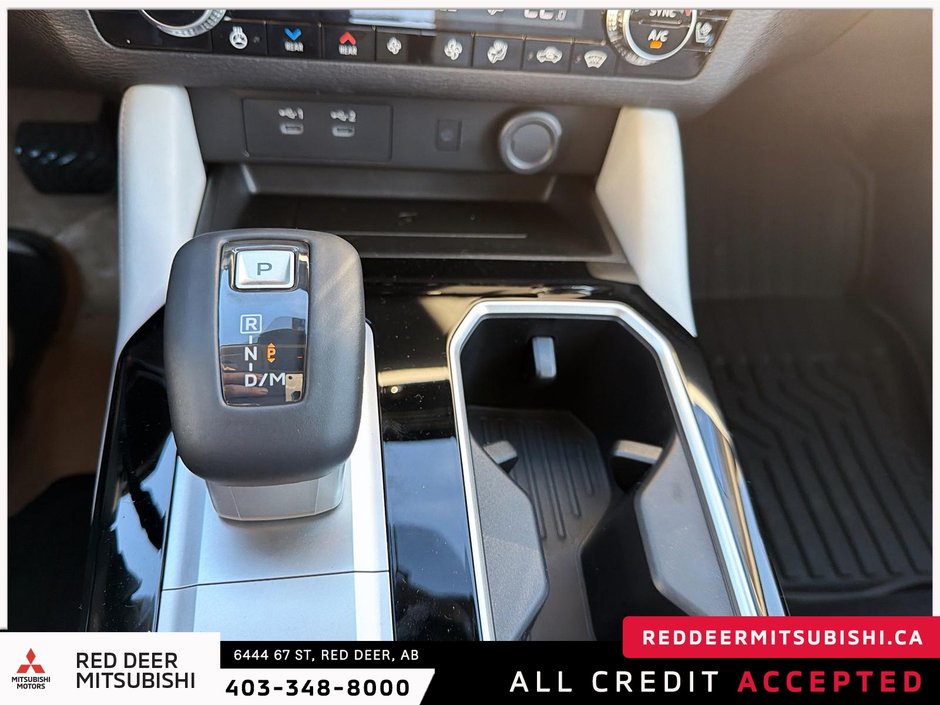 2025 Mitsubishi OUTLANDER SEL S-AWC-15