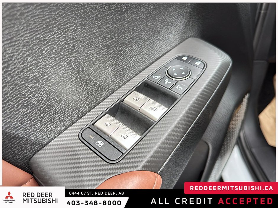2025 Mitsubishi Outlander GT PREMIUM S-AWC TWO TONE ROOF-9