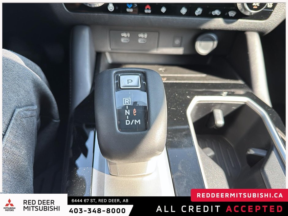 2025 Mitsubishi Outlander GT S-AWC TWO TONE ROOF-13