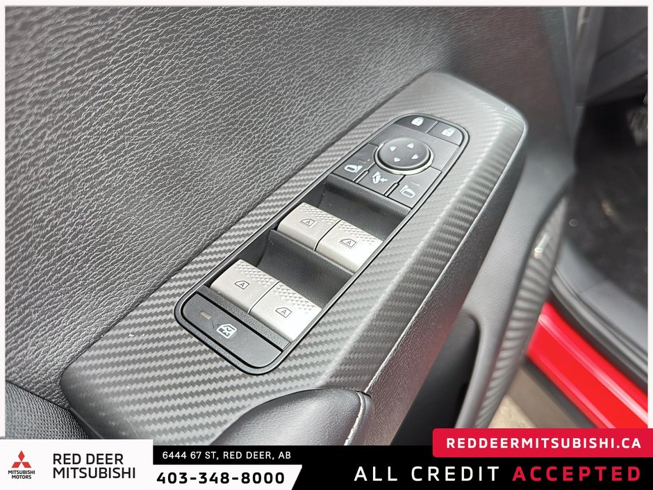 2025 Mitsubishi Outlander SE S-AWC-9