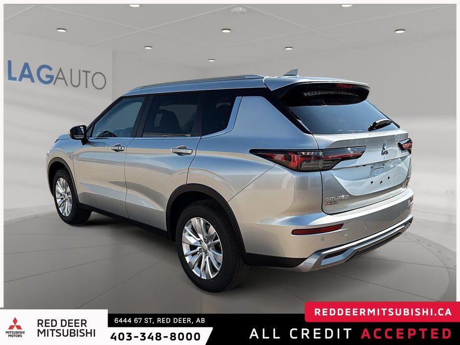 2025 Mitsubishi Outlander SE S-AWC-3