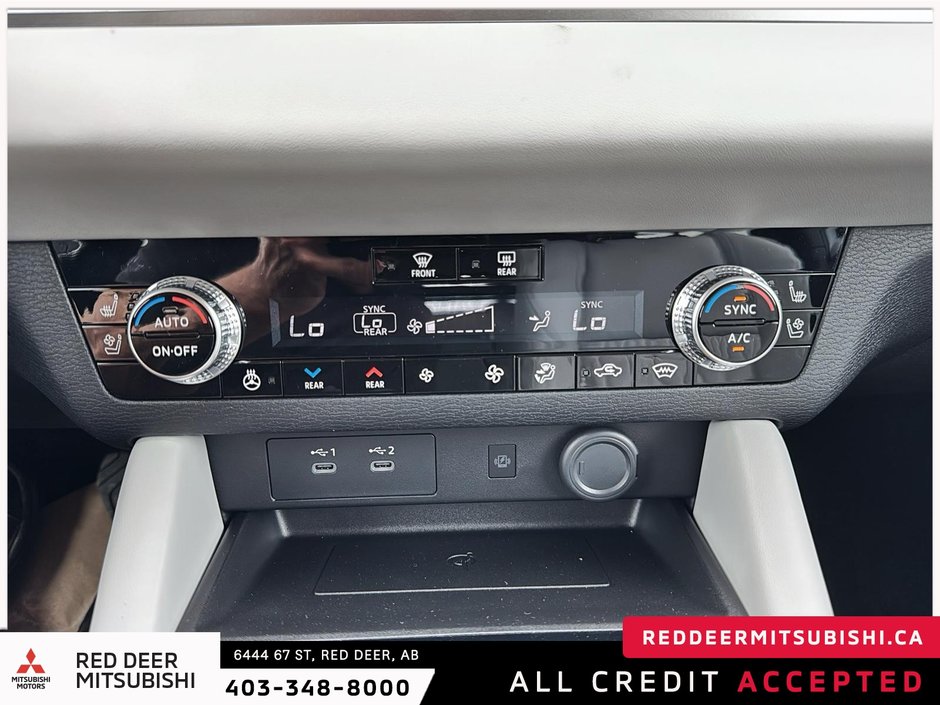 2025 Mitsubishi Outlander SEL S-AWC-12