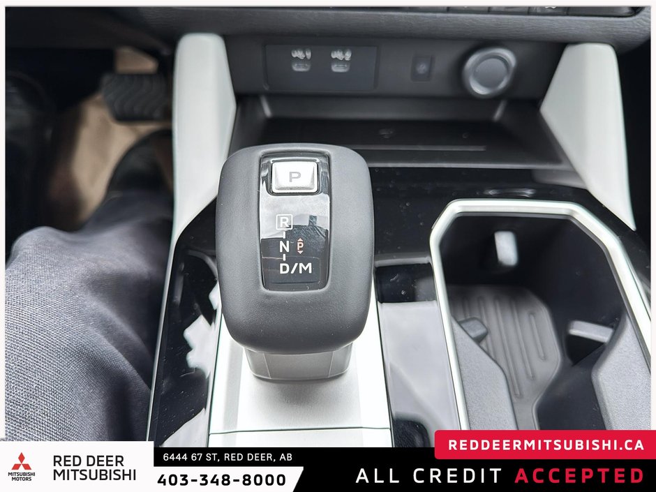 2025 Mitsubishi Outlander SEL S-AWC-14