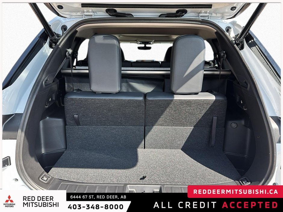 2025 Mitsubishi Outlander SEL-5