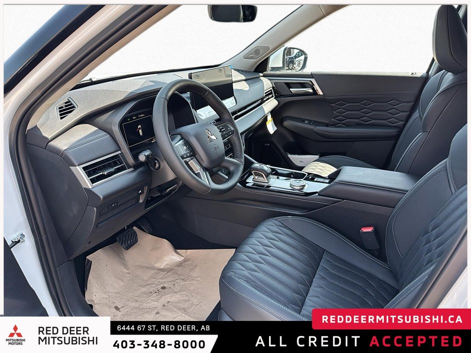 2025 Mitsubishi Outlander SEL-7