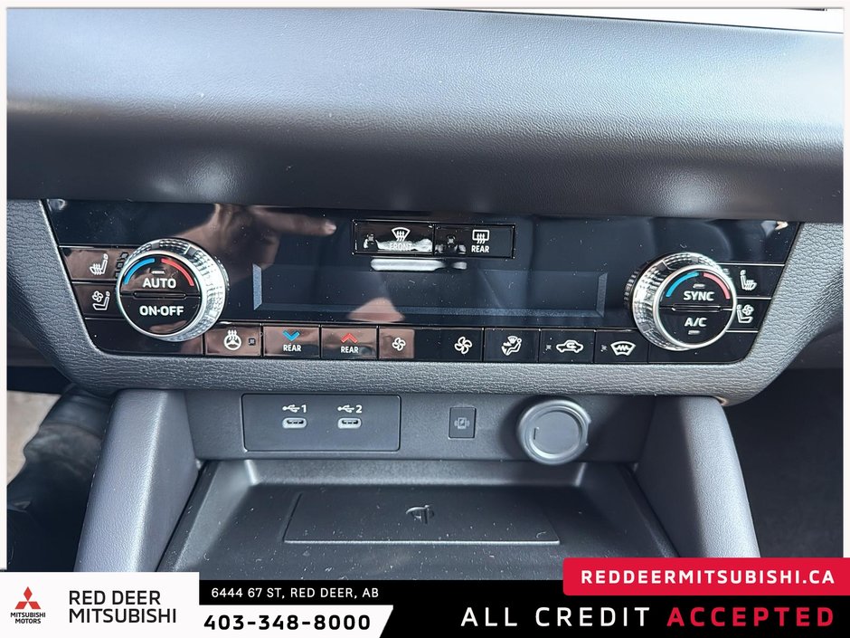 2025 Mitsubishi Outlander SEL-12