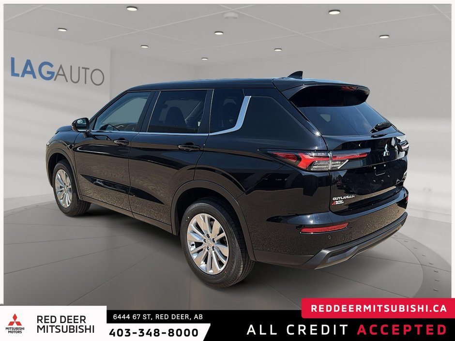 2025 Mitsubishi Outlander ES-3
