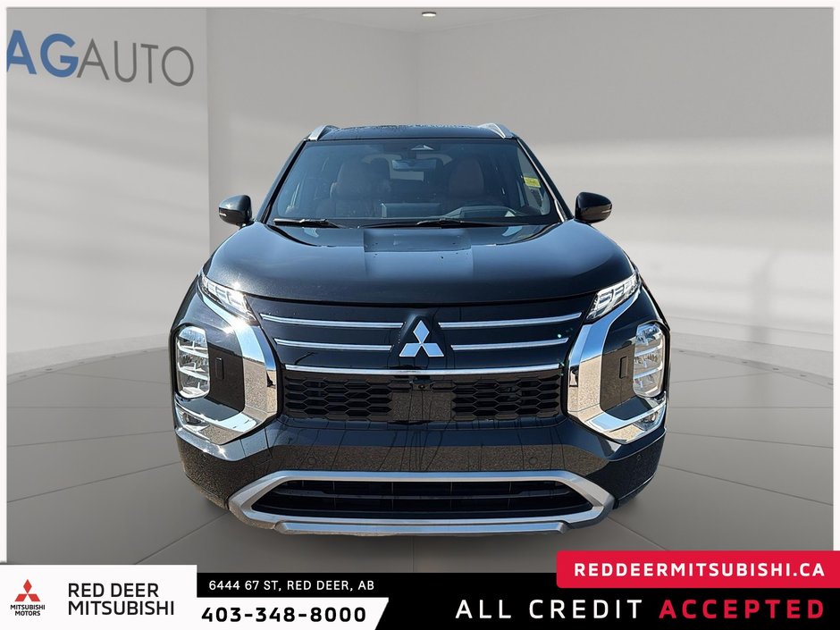 2025 Mitsubishi Outlander-1