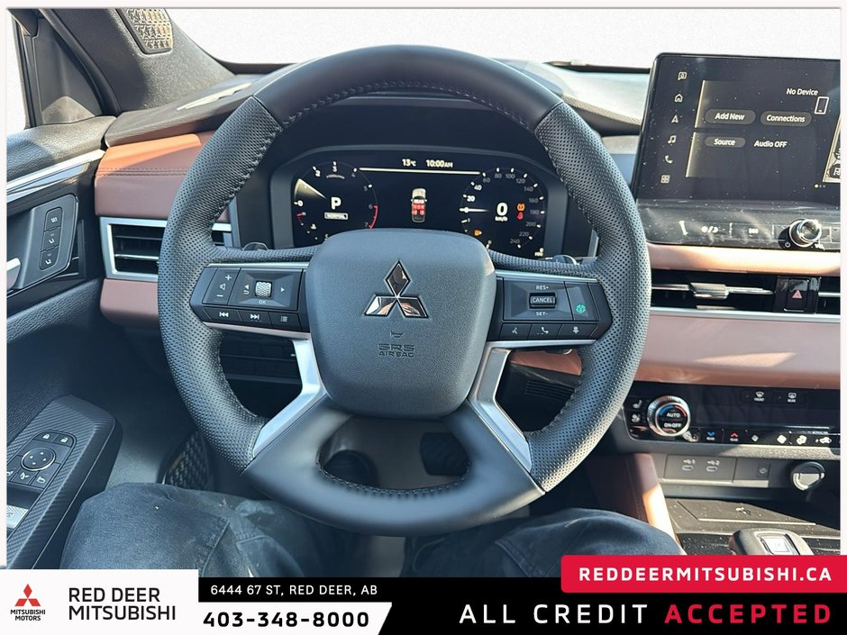 2025 Mitsubishi Outlander-10