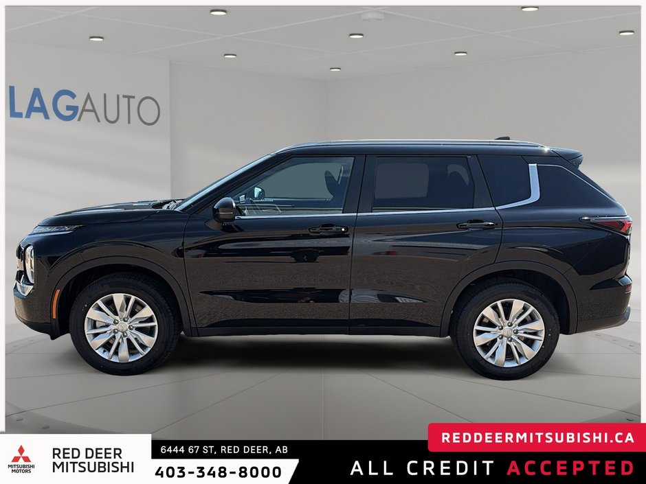 2025 Mitsubishi Outlander SE-4