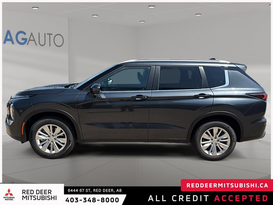 2025 Mitsubishi Outlander SE-4