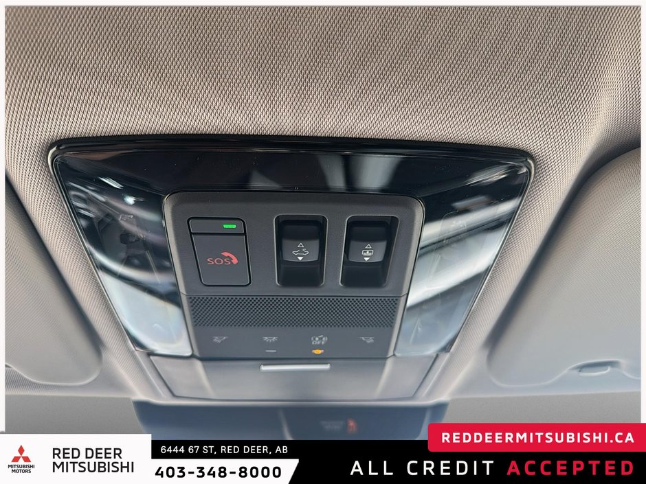 2025 Mitsubishi Outlander LE S-AWC-15