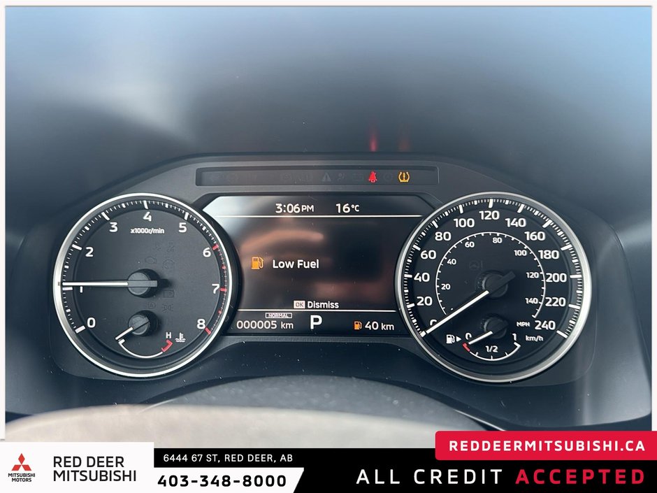 2025 Mitsubishi Outlander LE S-AWC-11
