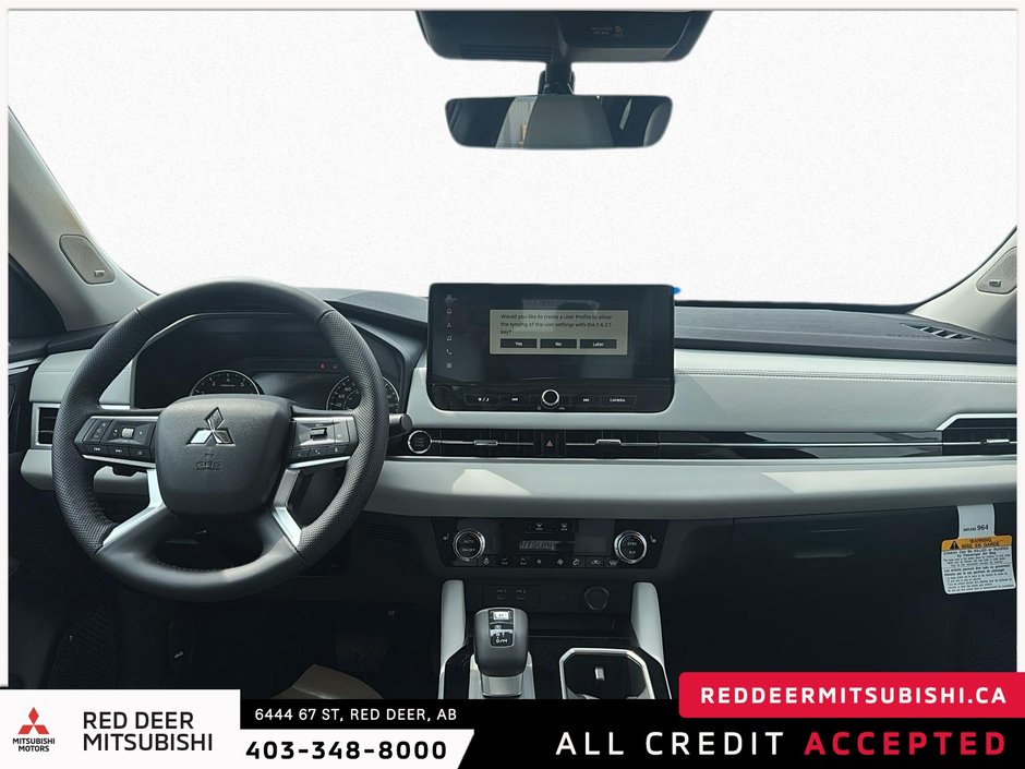 2025 Mitsubishi Outlander LE S-AWC-8