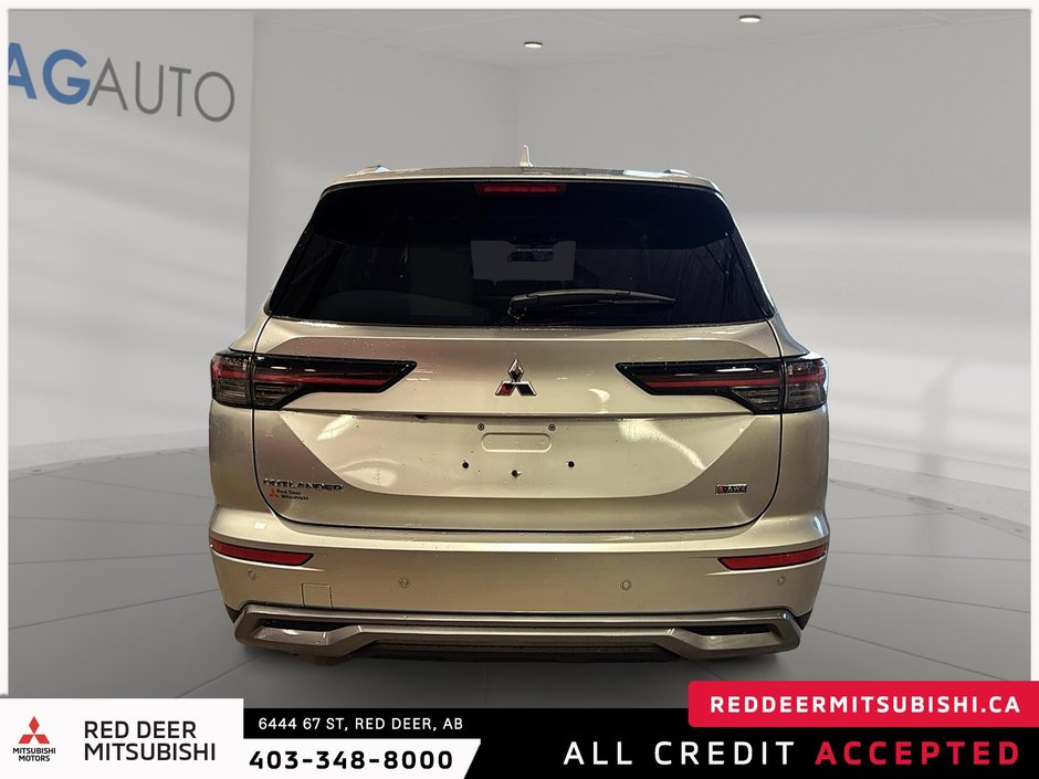 2025 Mitsubishi Outlander LE S-AWC-2