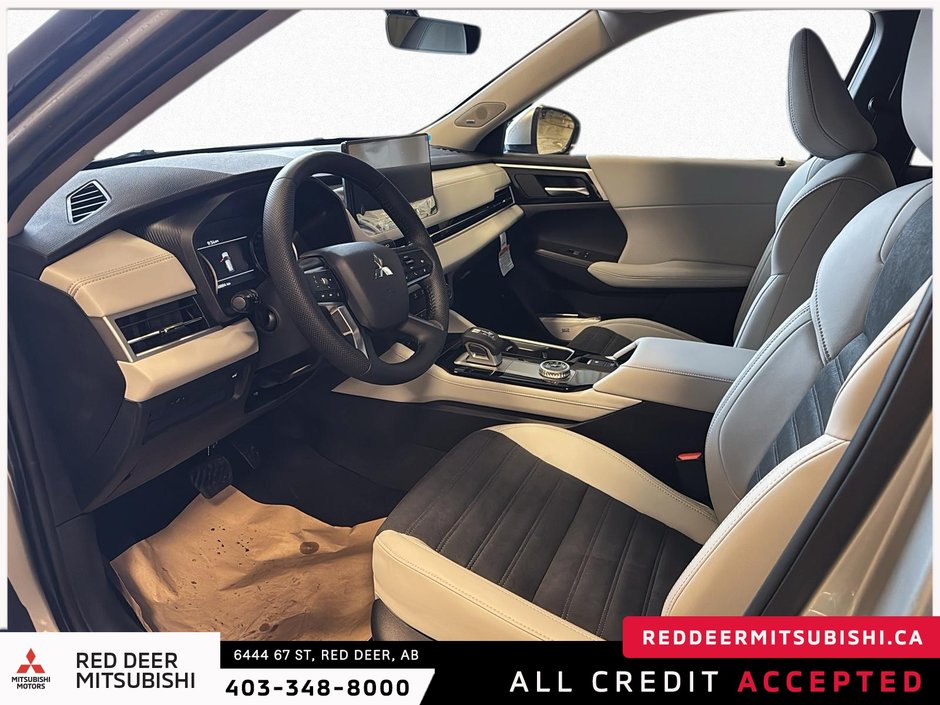 2025 Mitsubishi Outlander LE S-AWC-7