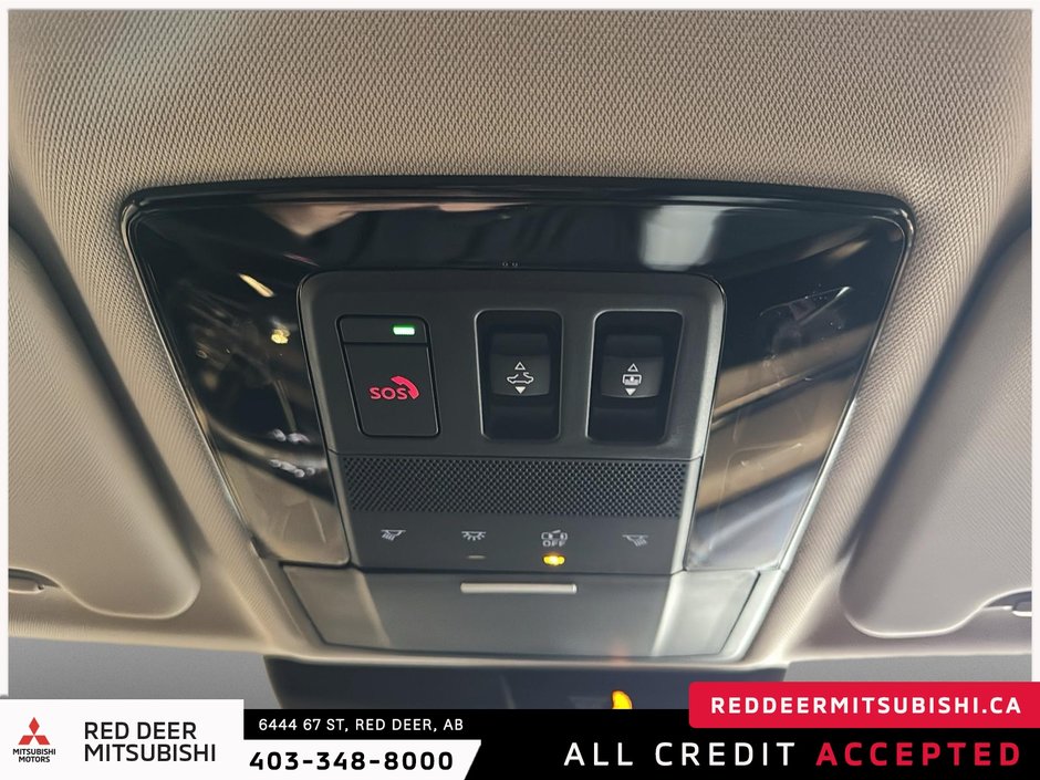 2025 Mitsubishi Outlander LE S-AWC-15
