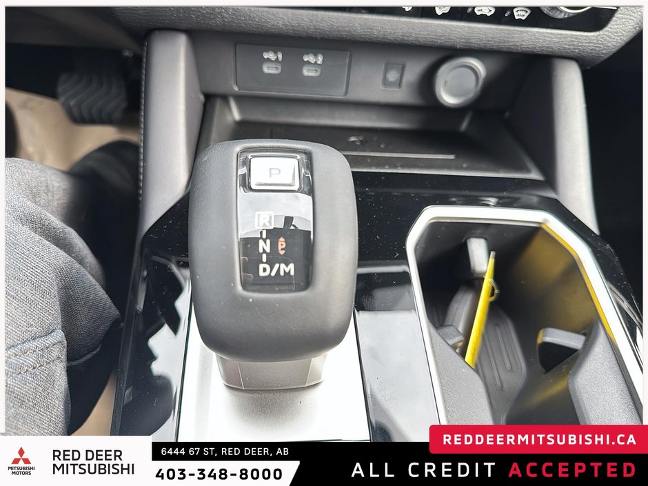 2025 Mitsubishi Outlander GT S-AWC TWO TONE ROOF-13